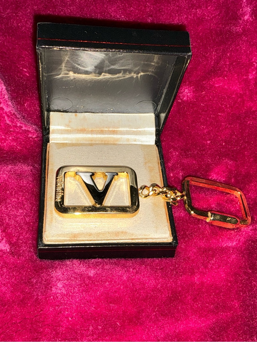 Vintage Valentino Garavani Gold Tone V Logo Keychain Charm Made in Italy w/ Box